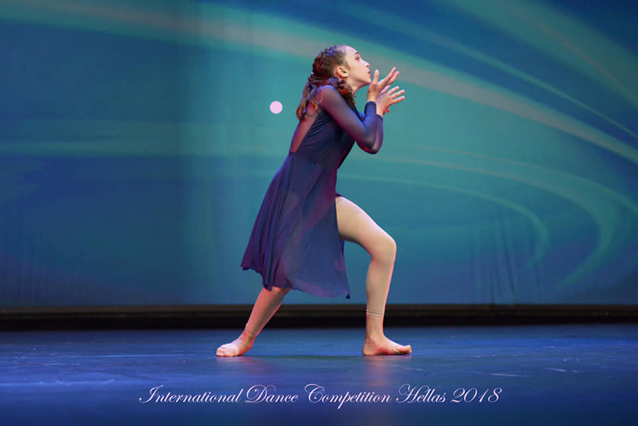 Contemporary dancing competition-2
