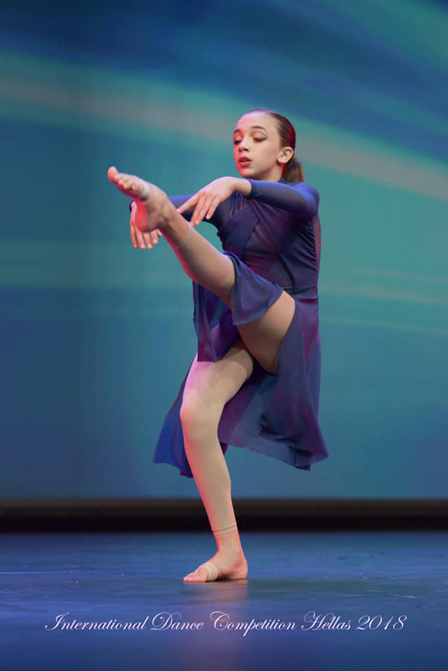 Contemporary dancing competition-7
